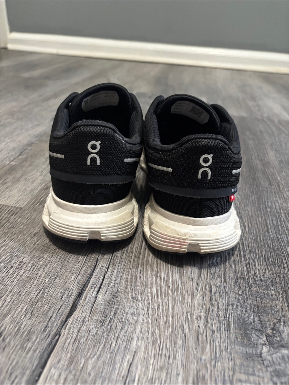 On clouds shoes - Picture 3 of 4